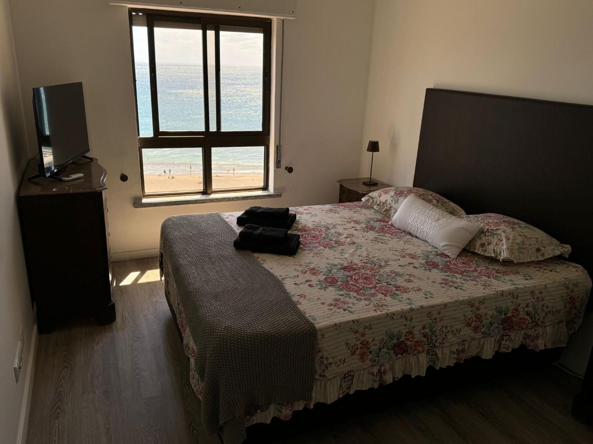 Beachfront Amazing Location - 19Th Hole Понта-Делгада Экстерьер фото